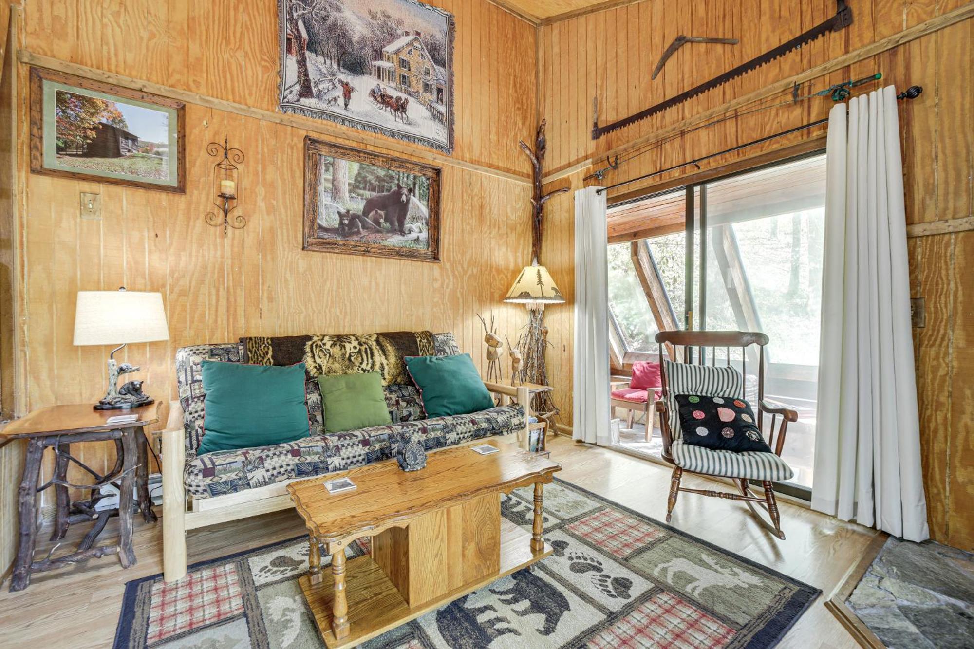 Creekside Whittier Cabin With Fire Pit Near Hiking! Luaran gambar