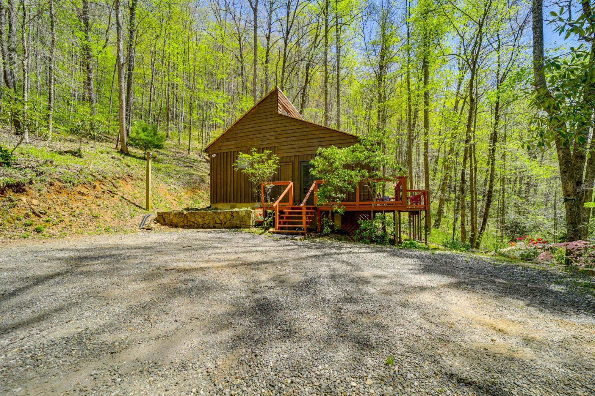 Creekside Whittier Cabin With Fire Pit Near Hiking! Luaran gambar
